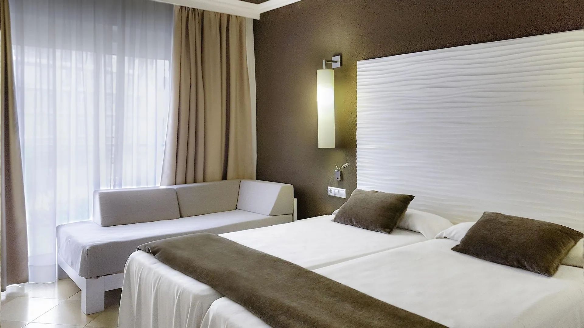 Hotel Cesar Augustus Cambrils Spain